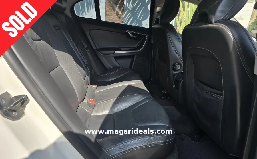 VOLVO S60 T4 in Nairobi R line in Kenya for Sale | Magari Deals