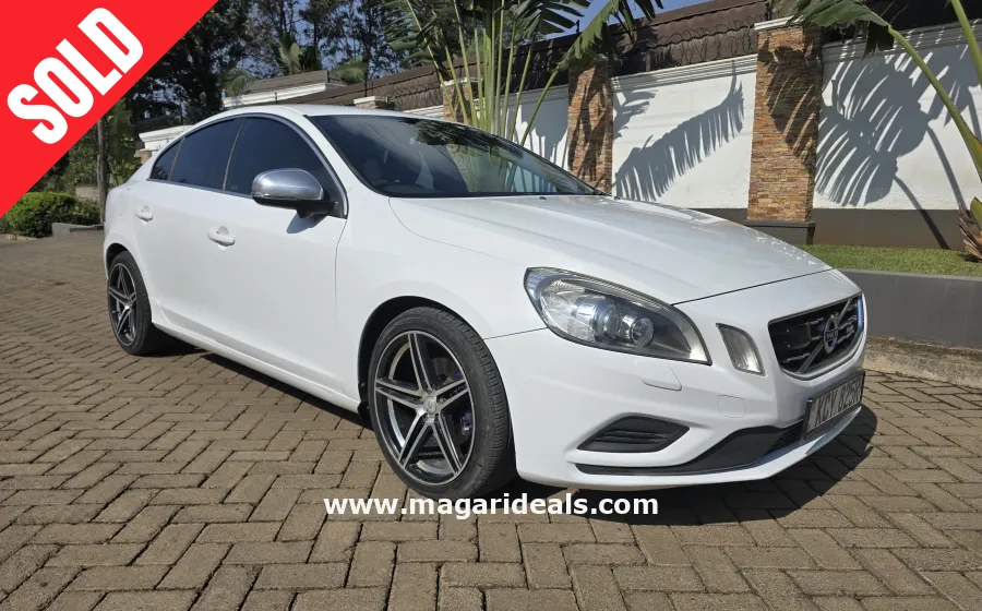 VOLVO S60 T4 in Nairobi R line in Kenya for Sale | Magari Deals