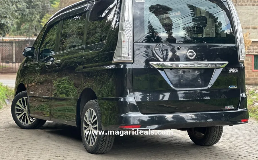 2015 Nissan Serena S-Hybrid Highway Star in Kenya for Sale | Magari Deals