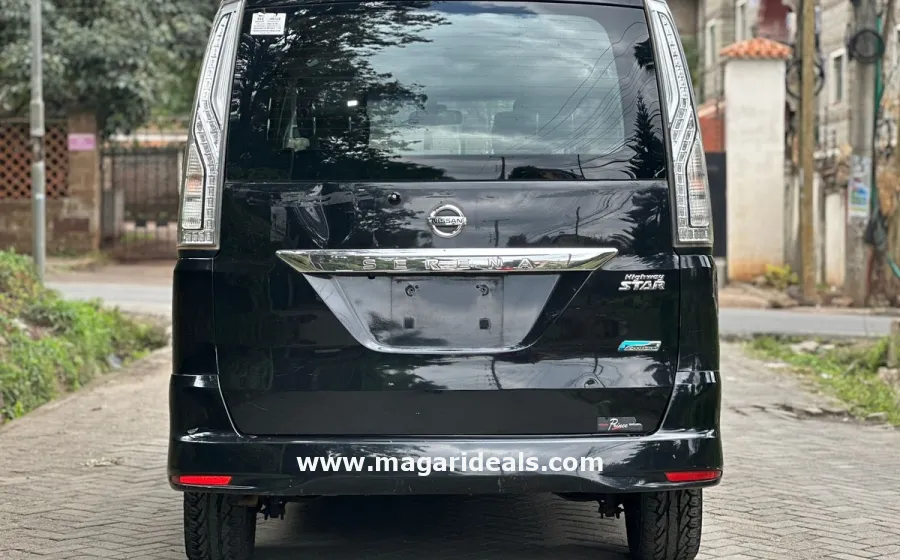 2015 Nissan Serena S-Hybrid Highway Star in Kenya for Sale | Magari Deals