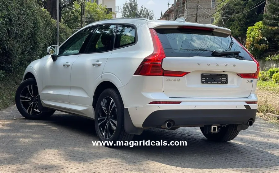 VOLVO XC60 D4 in Kenya for Sale | Magari Deals