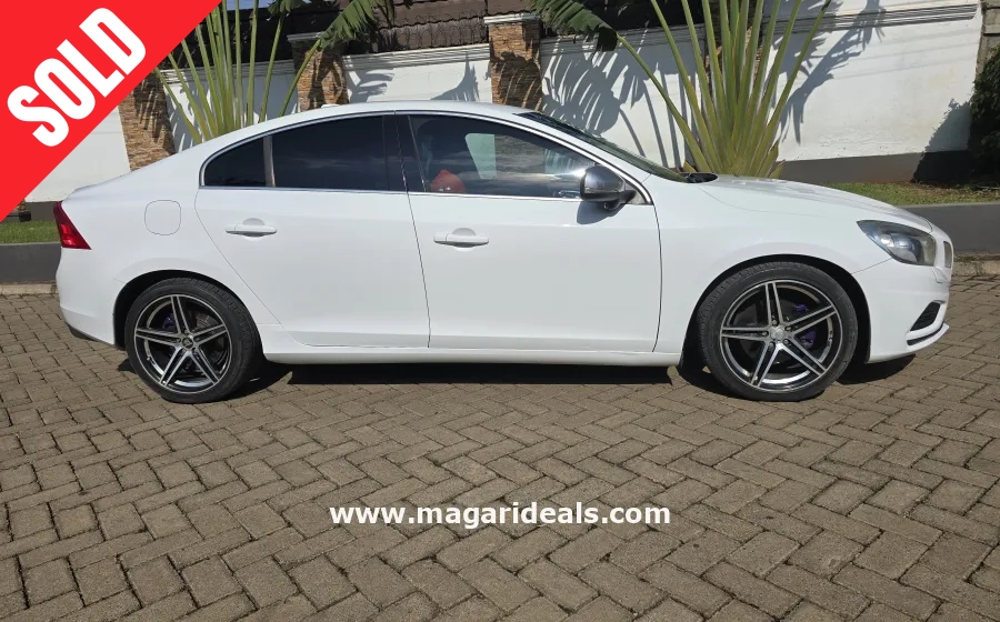 VOLVO S60 T4 in Nairobi R line in Kenya for Sale | Magari Deals